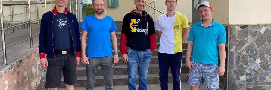 И снова выпускники!